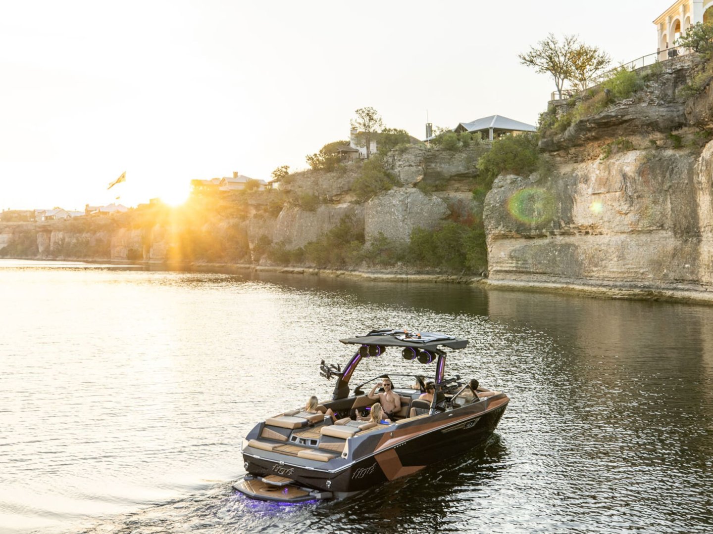 TIGÉ Ultré ZX - boat TIGÉ Ultré ZX - boat