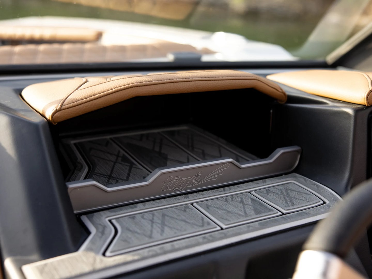 Tigé CLEAR Horizon Tigé CLEAR Horizon