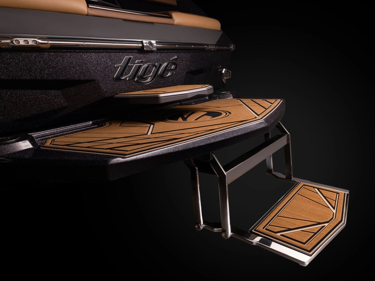 Ultré ZX Class Exclusive Features Ultré ZX Class Exclusive Features